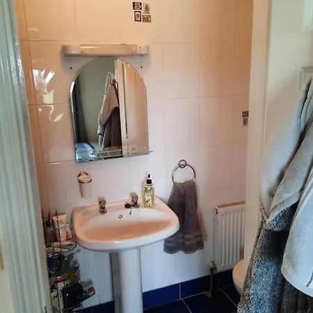 Bed & Breakfast Aine's